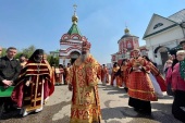 Во всех храмах Татарстанской митрополии вознесли молитвы о погибших и пострадавших в результате стрельбы в школе № 175