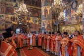 В день памяти священномученика Ермогена, Патриарха Московского, председатель Синодального отдела по монастырям и монашеству совершил Литургию в Успенском соборе Московского Кремля