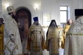 Архиепископ Подольский Аксий совершил Литургию в Покровском храме Еревана и возглавил годовое собрание духовенства Ереванско-Армянской епархии