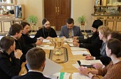 Продолжается формирование законодательной базы для получения образования сотрудниками по катехизическому, миссионерскому, молодежному и социальному служению