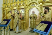 Председатель Синодального отдела по монастырям и монашеству совершил Литургию в престольный праздник Амвросиевского храма Новодевичьего монастыря столицы